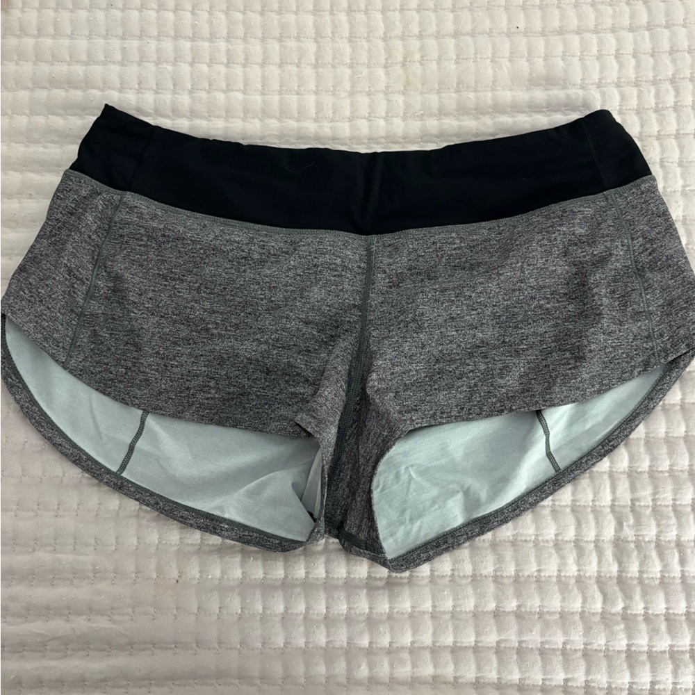 Lululemon Speed Up shorts 2.5”